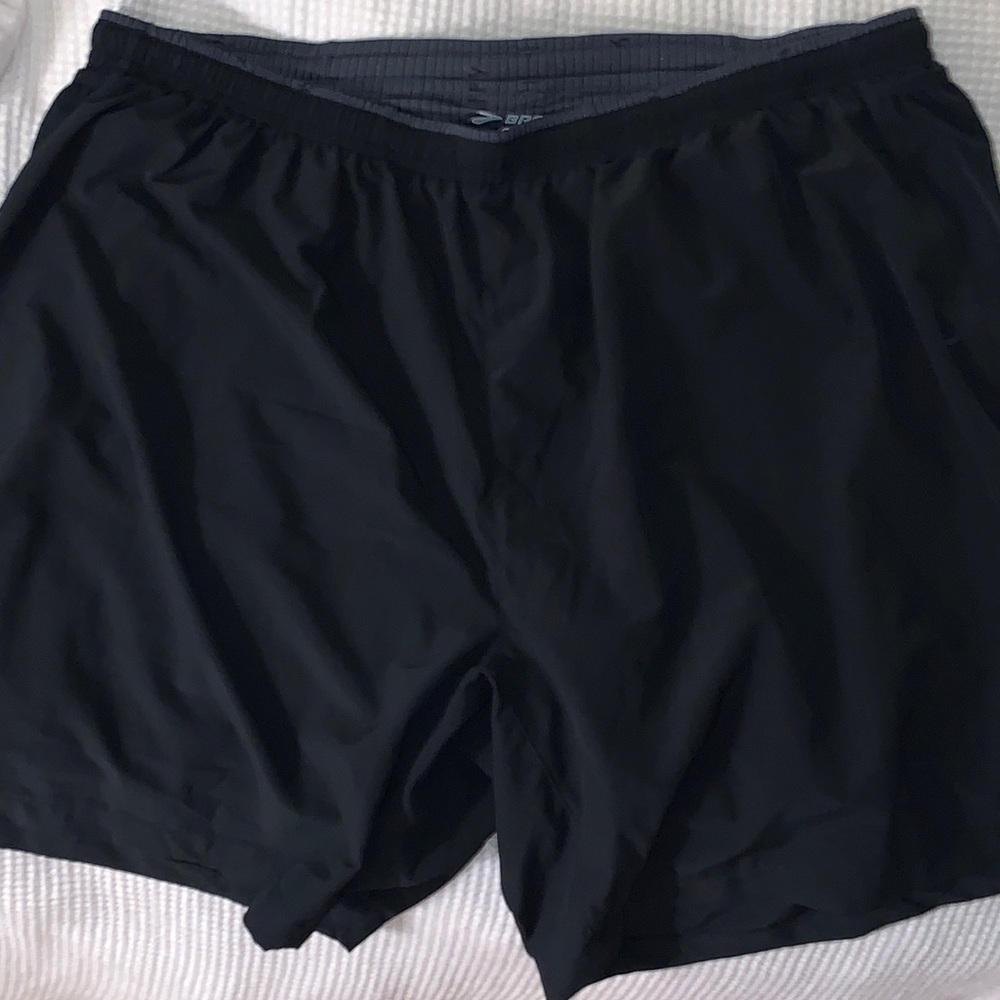 Brooks Large Running Shorts with liner